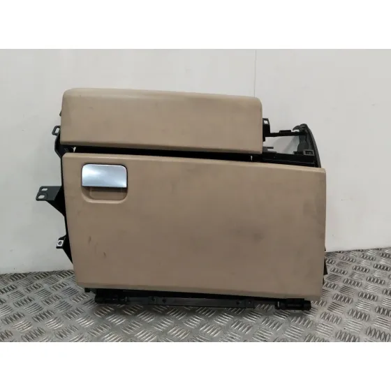 Guantera para Land Rover Range Rover Sport I (L320)
