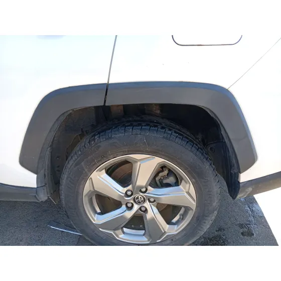Aletin Trasero Izquierdo para Toyota Rav 4 V (_A5_, _H5_)