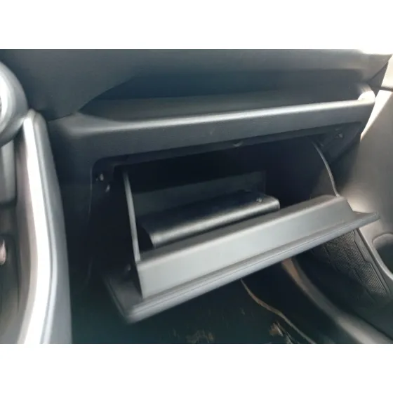 Guantera para Toyota Rav 4 V (_A5_, _H5_)