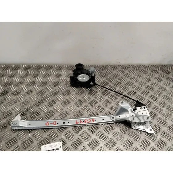 Elevalunas Delantero Derecho para Toyota Rav 4 V (_A5_, _H5_)