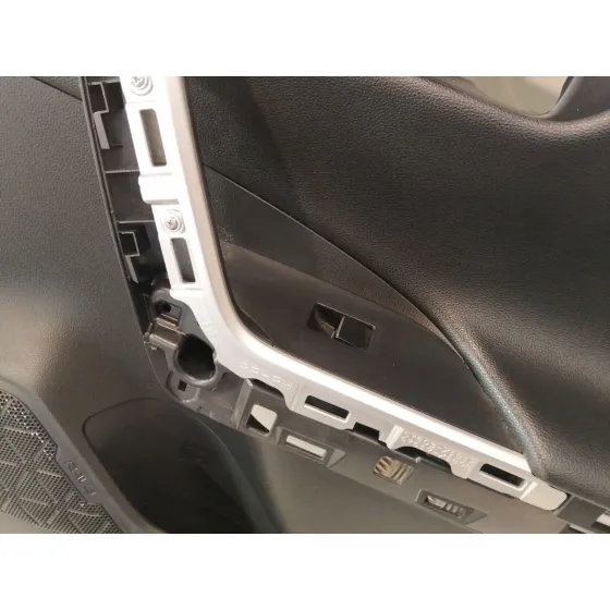 Guarnecido Puerta Trasera Derecha para Toyota Rav 4 V (_A5_, _H5_)