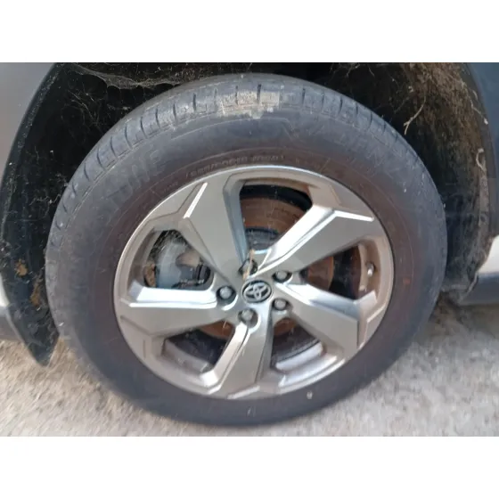 Mangueta Delantera Izquierda para Toyota Rav 4 V (_A5_, _H5_)
