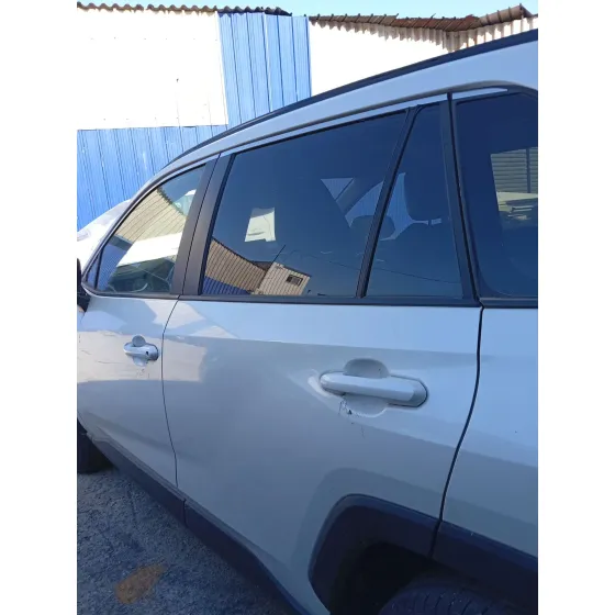 Puerta Trasera Izquierda para Toyota Rav 4 V (_A5_, _H5_)