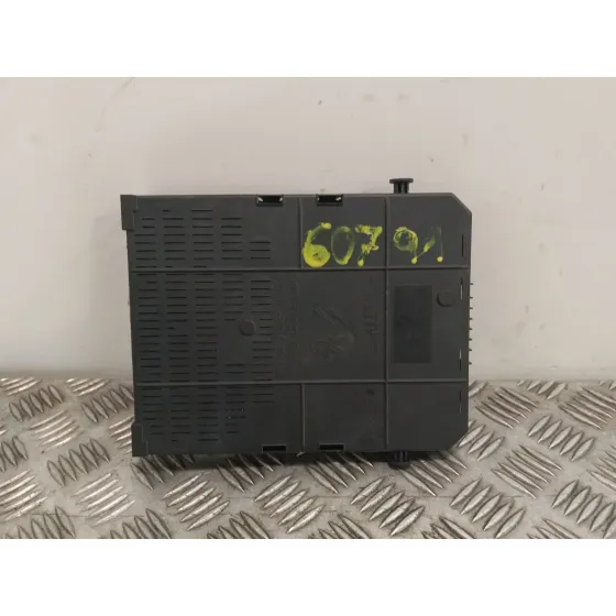 Caja Reles / Fusibles para Citroën Berlingo Multispace (B9)
