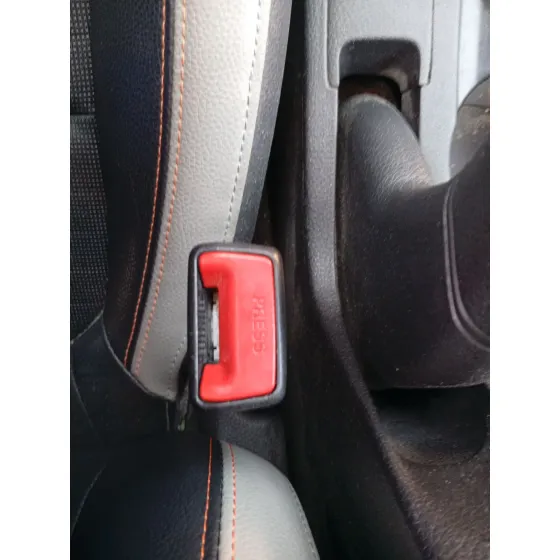Enganche Cinturon Delantero Izquierdo para Kia Stonic (Yb)