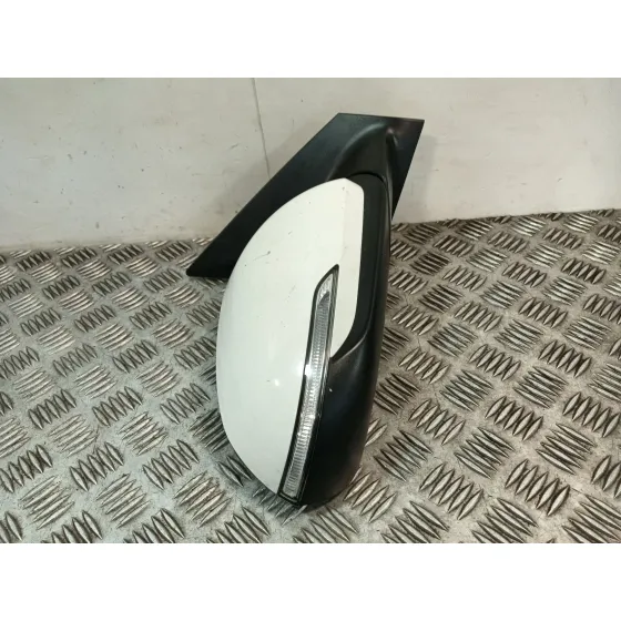 Retrovisor Derecho para Kia Stonic (Yb)