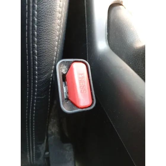 Enganche Cinturon Delantero Izquierdo para Kia Sportage Iii (Sl)