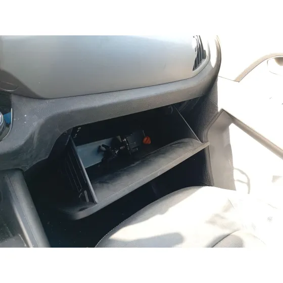 Guantera para Kia Sportage Iii (Sl)