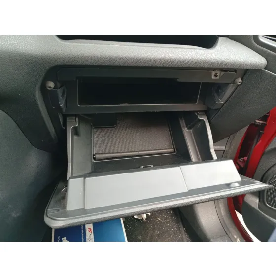 Guantera para Ford Ecosport