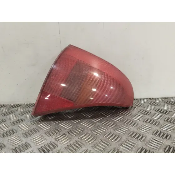 Piloto Trasero Izquierdo para Renault Clio Ii (Bb_, Cb_)