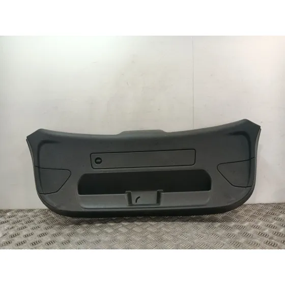 Guarnecido Porton Trasero para Audi A1 (8X1, 8Xk)