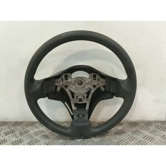 Volante para Toyota Yaris (_P9_)
