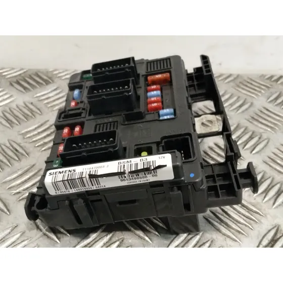 Caja Reles / Fusibles para Citroën C2 (Jm_)