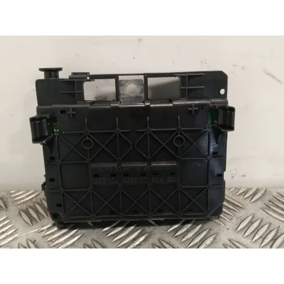 Caja Reles / Fusibles para Citroën C2 (Jm_)