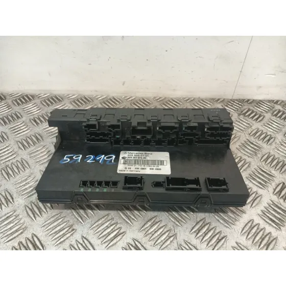 Caja Reles / Fusibles para Mercedes-Benz Clase C (W203)