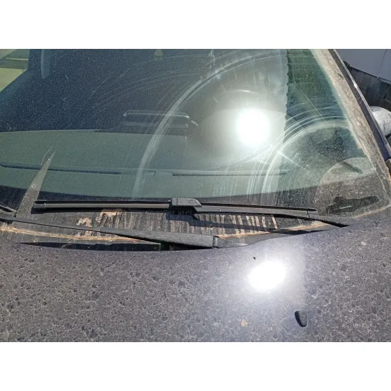 Brazo Limpia Delantero Izquierdo para Peugeot 208 I (Ca_, Cc_)