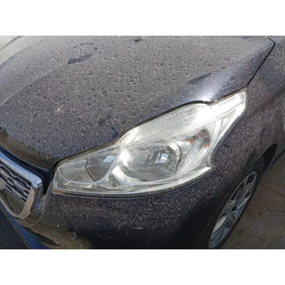 Faro Izquierdo para Peugeot 208 I (Ca_, Cc_)