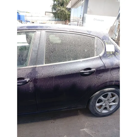 Puerta Trasera Izquierda para Peugeot 208 I (Ca_, Cc_)