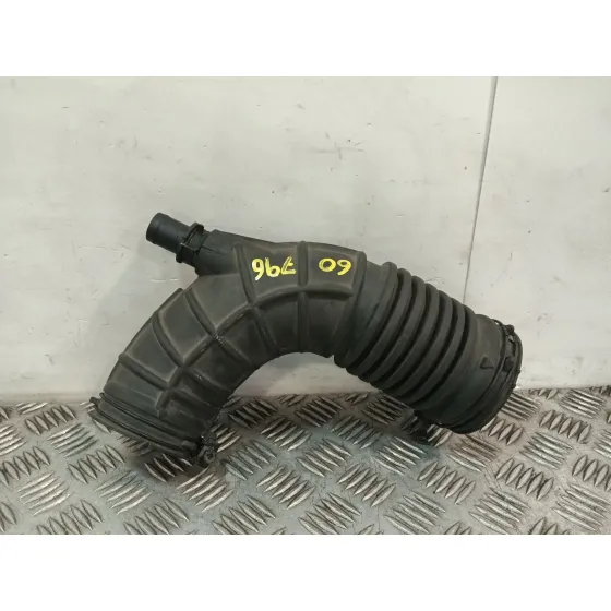 Tubo para Kia Stonic (Yb)