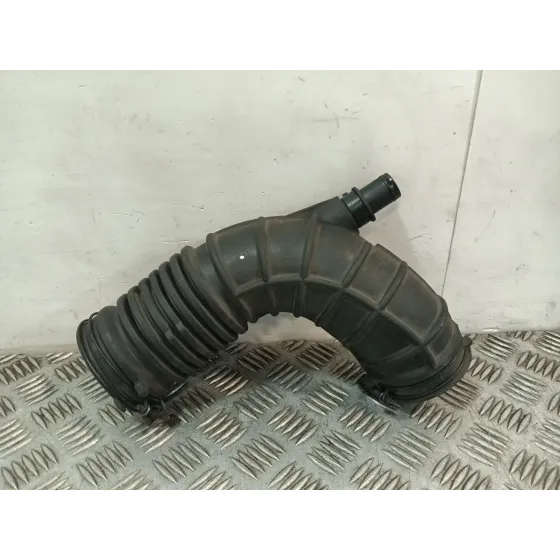 Tubo para Kia Stonic (Yb)