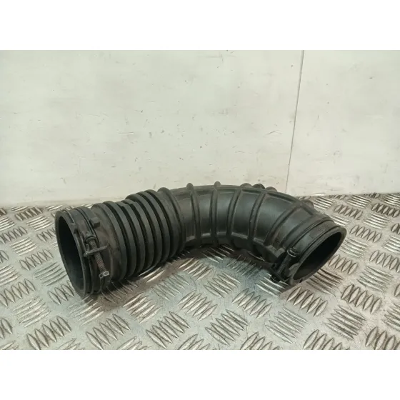 Tubo para Kia Stonic (Yb)