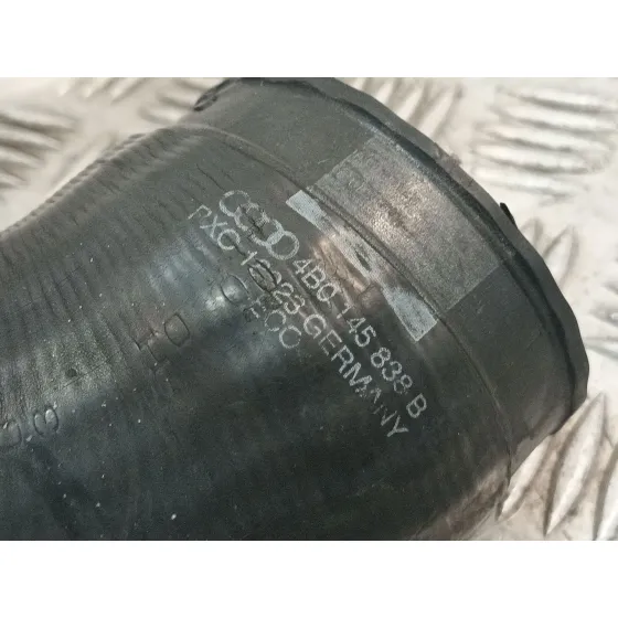 Tubo para Audi A6 C5 Avant (4B5, 4B6)