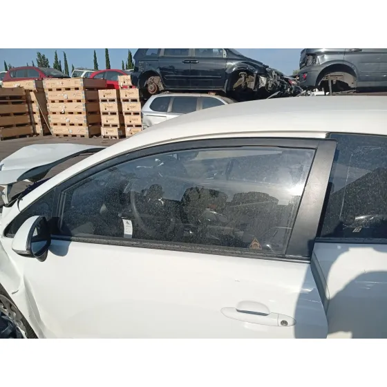 Luna Delantera Izquierda para Kia Rio Iii (Ub)