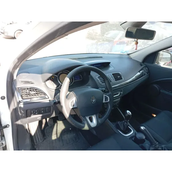 Caja Reles / Fusibles para Renault Megane Iii Hatchback (Bz0/1_, B3_)