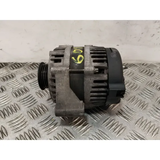 Alternador para Chevrolet Aveo / Kalos Hatchback (T250, T255)
