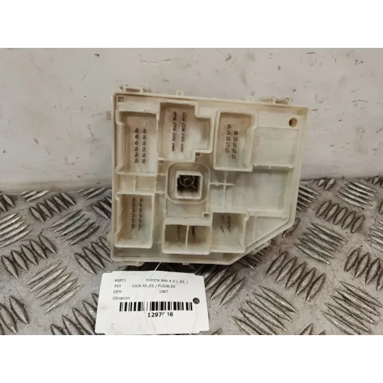 Caja Reles / Fusibles para Toyota Rav 4 Ii (_A2_)