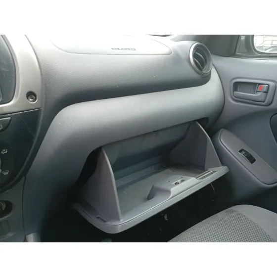 Guantera para Toyota Rav 4 Ii (_A2_)