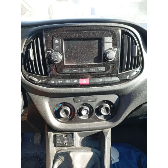 Pantalla / Mando Multifuncion para Fiat Doblo Cargo (263_)
