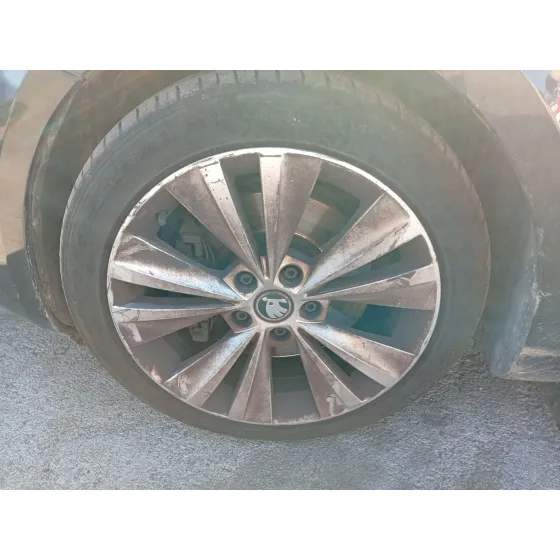 Mangueta Delantera Izquierda para Skoda Superb Ii Station Wagon (3T5)