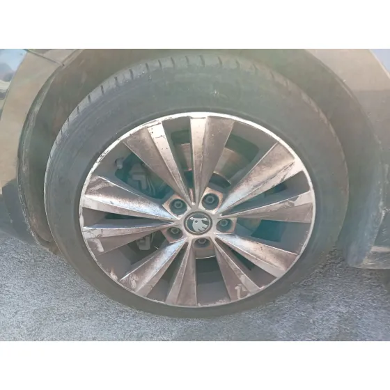 Pinza Freno Delantera Izquierda para Skoda Superb Ii Station Wagon (3T5)