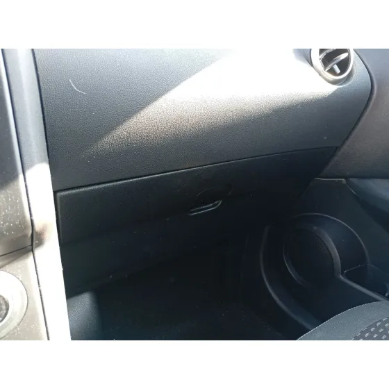 Guantera para Nissan Qashqai I (J10, Nj10)