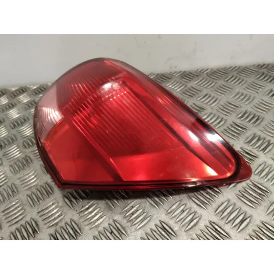 Piloto Trasero Derecho para Nissan Qashqai I (J10, Nj10)