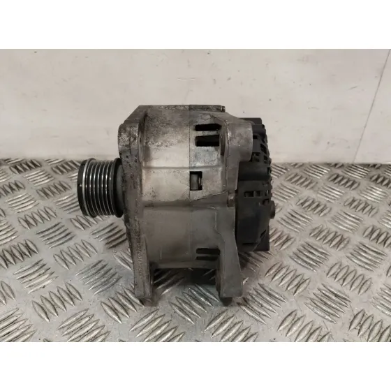 Alternador para Renault Kangoo (Kc0/1_)