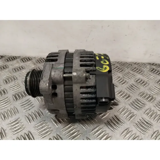 Alternador para Opel Astra H (A04)