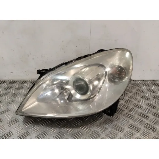 Faro Izquierdo para Mercedes-Benz Clase B Sports Tourer (W245)