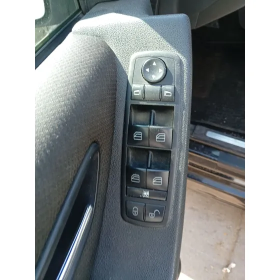 Mando Elevalunas Delantero Izquierdo para Mercedes-Benz Clase B Sports Tourer (W245)