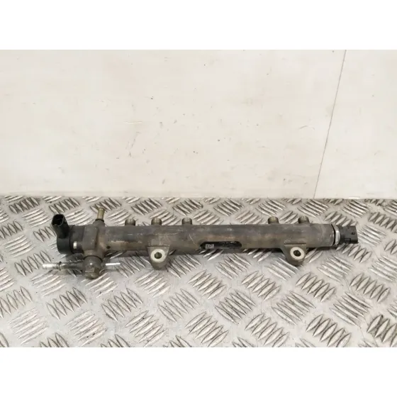 Rampa Inyectora para Chevrolet Aveo Hatchback (T300)