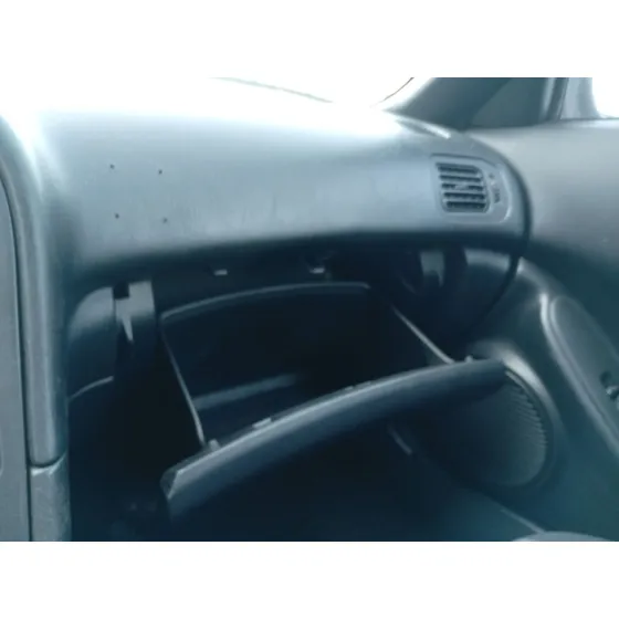 Guantera para Toyota Celica Coupe (_T20_)