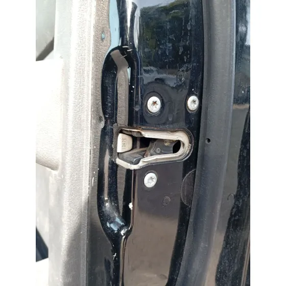 Cerradura Puerta Delantera Derecha para Dodge Nitro