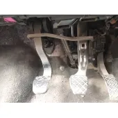 Pedal Embrague para Seat Ibiza Iv (6J5, 6P1)