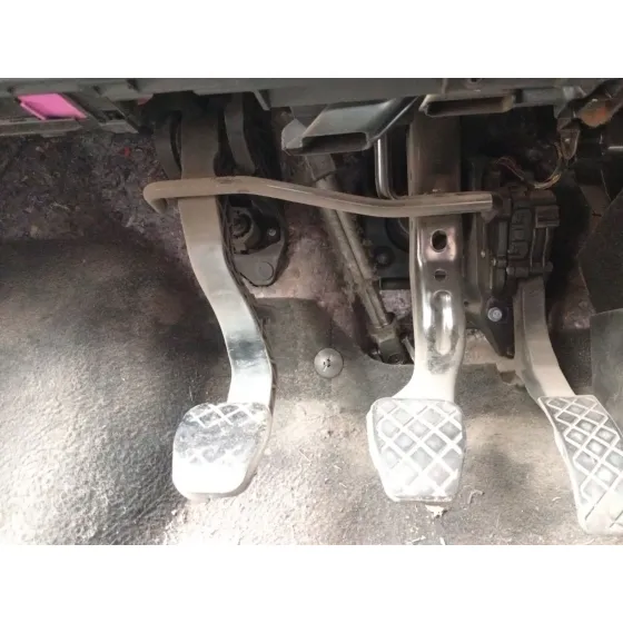 Pedal Embrague para Seat Ibiza Iv (6J5, 6P1)