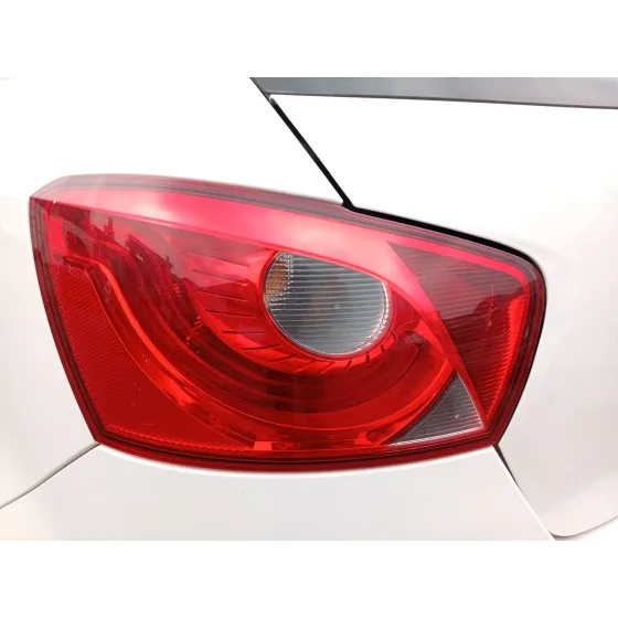 Piloto Trasero Izquierdo para Seat Ibiza Iv (6J5, 6P1)