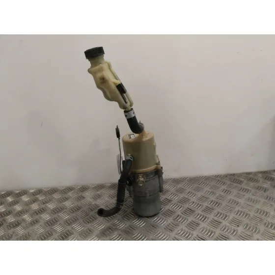 Bomba Direccion para Mazda 3 Sedan (Bl)