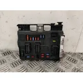 Caja Reles / Fusibles para Citroën Xsara Picasso (N68)