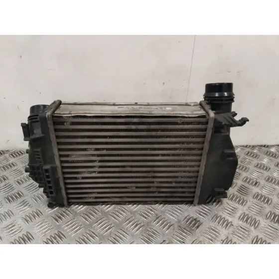 Intercooler para Toyota Yaris (_P13_)