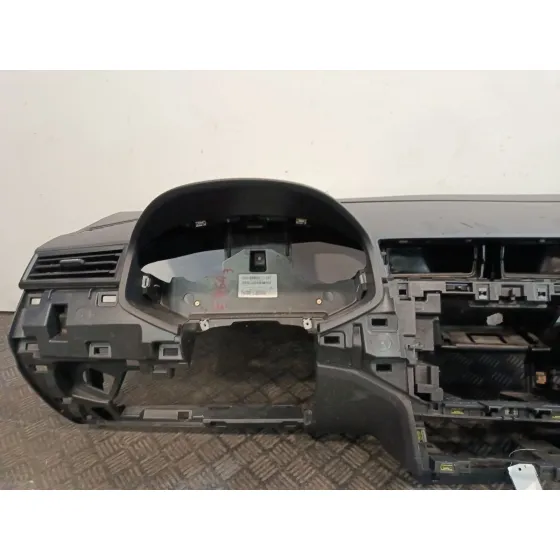 Salpicadero para Seat Ibiza (Kj1)